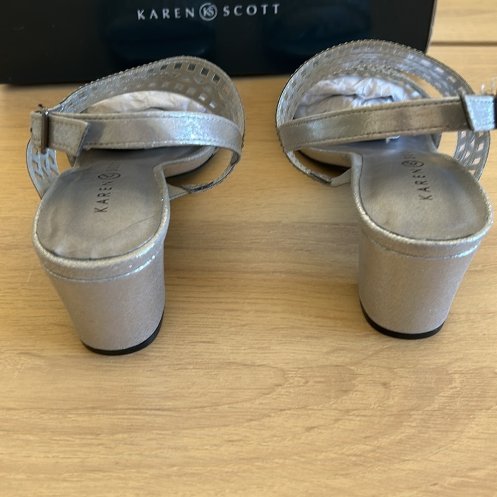 NIB Karen Scott Desiah Pewter Slingback - Picture 5 of 8